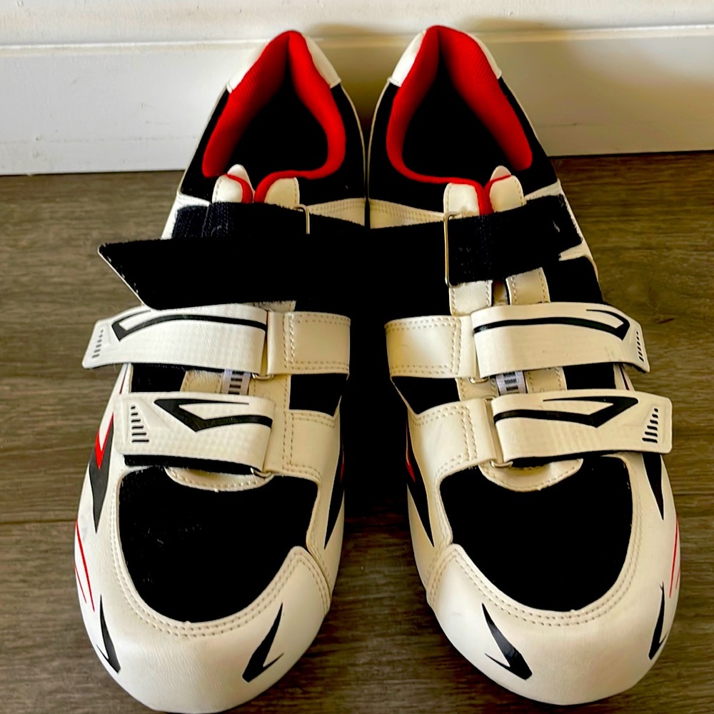 Men’s size 12 cycling shoes.